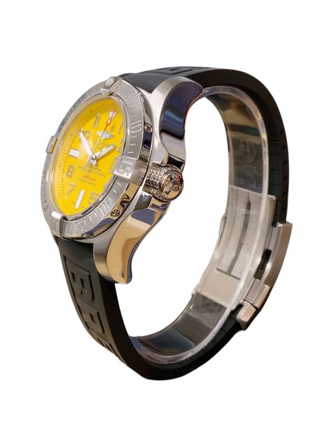 Breitling Avenger II Seawolf A17331 Image 2